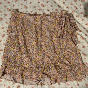 Wrap around floral skirt size M